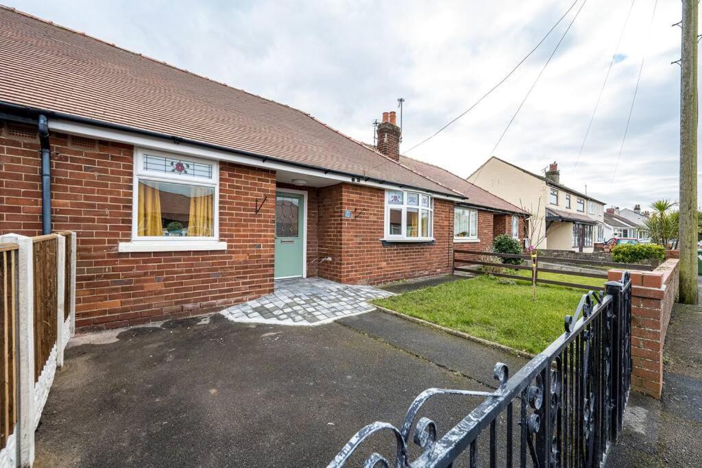 Cherry Tree Cottage Thornton (Lancashire) Exterior foto